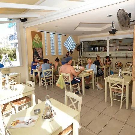 Koukounari Skala (Agistri)