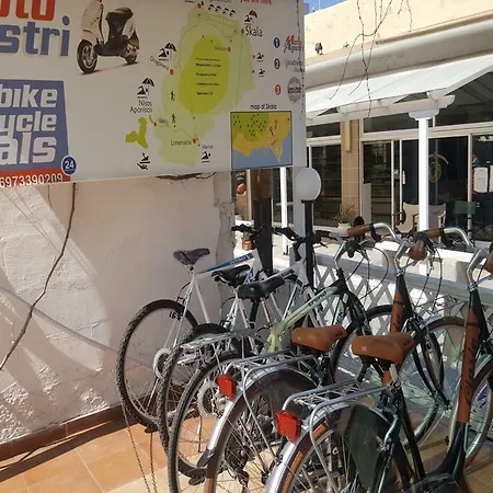 Koukounari Skala (Agistri)